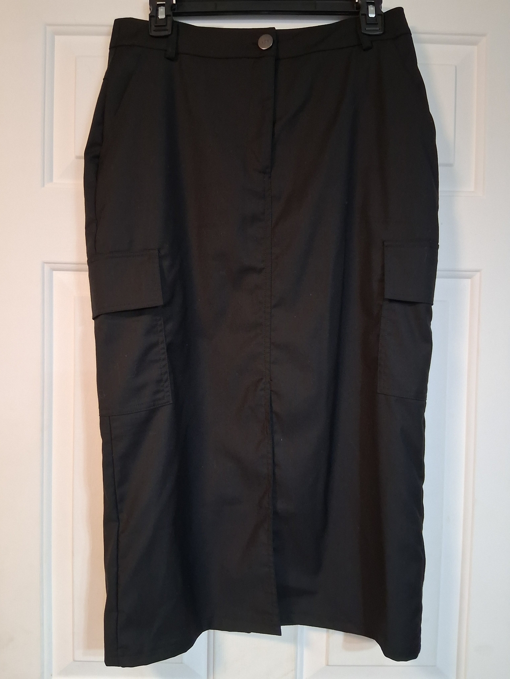 Nicole Miller Black Cargo Midi Skirt Pockets Comfy Sz 8
